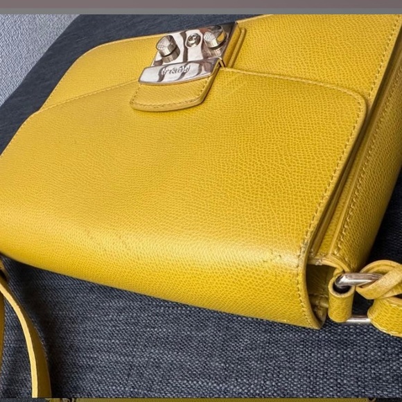 Furla yellow shoulder bag - Picture 6 of 10